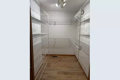 9114 N Riverview Drive, Kalamazoo, MI 49004 - Photo 21