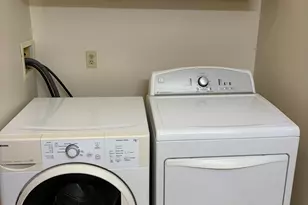 9114 N Riverview Dr, Kalamazoo, MI 49004 - Photo 15