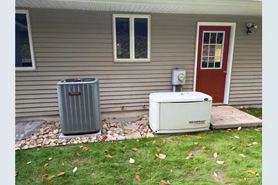 9114 N Riverview Drive, Kalamazoo, MI 49004 - Photo 7