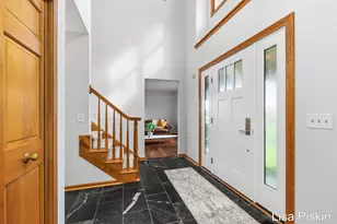 2197 Knollpoint Dr NE, Ada, MI 49301 - Photo 9