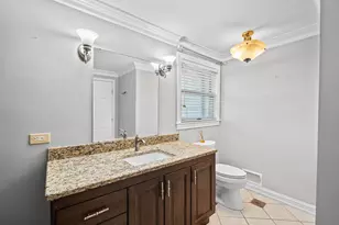 28043 New Bedford Dr, Farmington Hills, MI 48334 - Photo 47