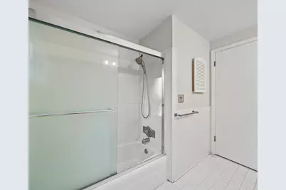 28043 New Bedford Drive, Farmington Hills, MI 48334 - Photo 39