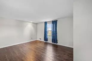 28043 New Bedford Dr, Farmington Hills, MI 48334 - Photo 33