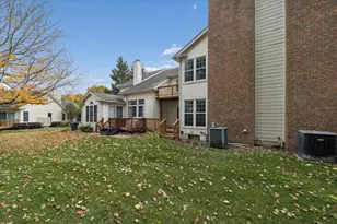 39574 Village Run Dr, Northville, MI 48168 - Photo 47