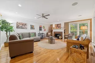 39574 Village Run Dr, Northville, MI 48168 - Photo 7