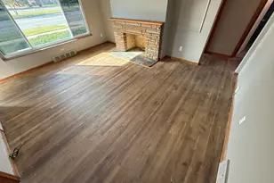 16475 E Eight Mile Rd, Eastpointe, MI 48021 - Photo 3