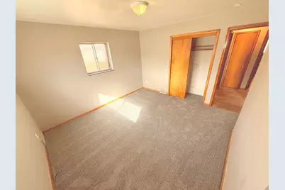 16475 E 8 Mile Road, Eastpointe, MI 48021 - Photo 5