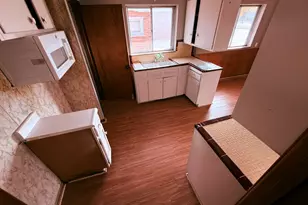 16475 E Eight Mile Rd, Eastpointe, MI 48021 - Photo 9