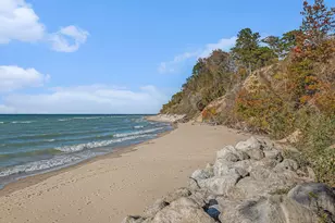 1021 Orchard Ave, South Haven, MI 49090 - Photo 5