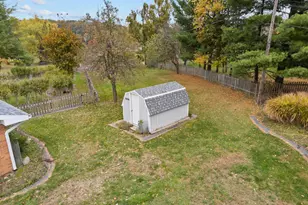 2 Azalea Ct, Hillsdale, MI 49242 - Photo 41