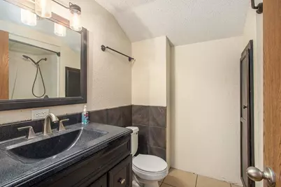 3056 E Apple Avenue, Muskegon, MI 49442 - Photo 17