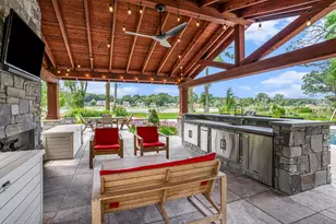 798 Pine Bay Ave, Holland, MI 49424 - Photo 7