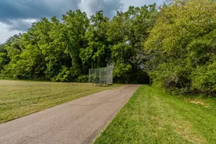 5780 Swan Lake Ct, West Bloomfield, MI 48322 - Photo 45