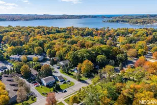 1512 Ottawa Beach Rd, Holland, MI 49424 - Photo 19