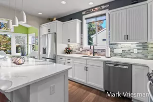 12524 Retreat Dr, Grand Haven, MI 49417 - Photo 19