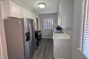 1300 Venice St, Dearborn, MI 48124 - Photo 15