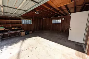 1300 Venice St, Dearborn, MI 48124 - Photo 17