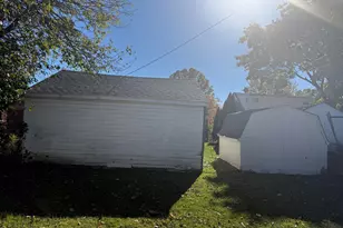 16767 Lincoln Ave, Eastpointe, MI 48021 - Photo 25