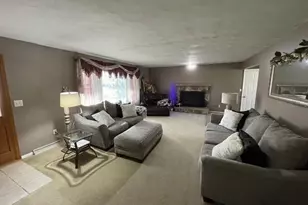 232 Lynbrook Dr, Coldwater, MI 49036 - Photo 3