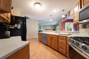 10029 Wildwood Ct, Richland, MI 49083 - Photo 5