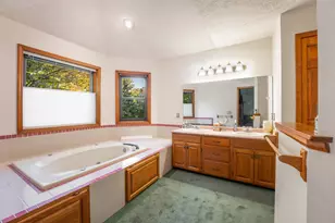 10029 Wildwood Ct, Richland, MI 49083 - Photo 9