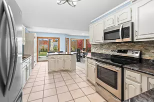 8420 S 12th Street S, Portage, MI 49024 - Photo 9