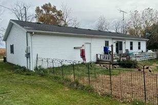 9632 Fowle Rd, Jonesville, MI 49250 - Photo 11