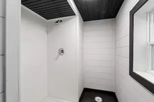 413 Groveland St, Boyne City, MI 49712 - Photo 9