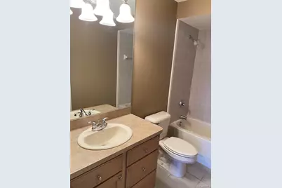 1046 Lorenzo Court, Troy, MI 48085 - Photo 15