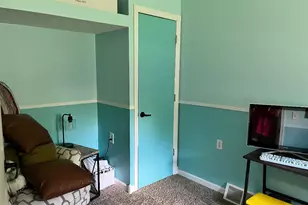 450 East Ave N, Battle Creek, MI 49017 - Photo 13