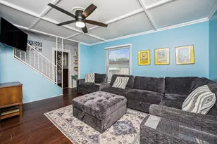 211 Wells St, South Haven, MI 49090 - Photo 3