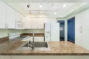 14231 Borgman St, Oak Park, MI 48237 - Photo 17