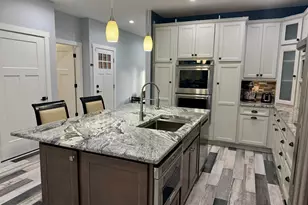 2542 Medinah Ln, Benton Harbor, MI 49022 - Photo 11