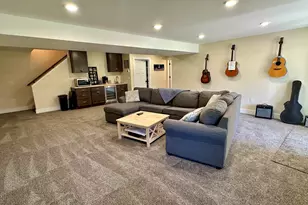 2542 Medinah Ln, Benton Harbor, MI 49022 - Photo 29