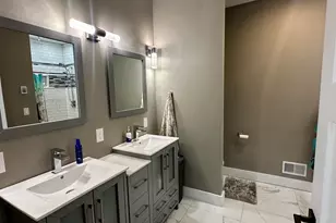 2542 Medinah Ln, Benton Harbor, MI 49022 - Photo 23