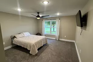2542 Medinah Ln, Benton Harbor, MI 49022 - Photo 29