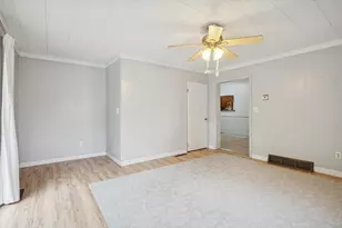 217 W Hughes St, Marshall, MI 49068 - Photo 17