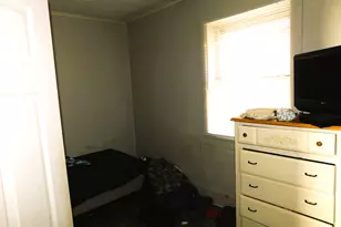 913 Kosciusko St, Manistee, MI 49660 - Photo 13