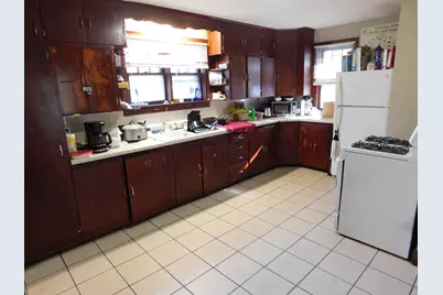 913 Kosciusko Street, Manistee, MI 49660 - Photo 5