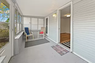 411 Hinckley Blvd, Jackson, MI 49203 - Photo 25