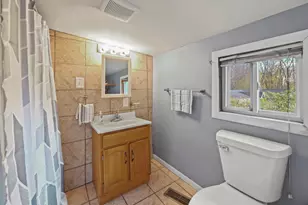 411 Hinckley Blvd, Jackson, MI 49203 - Photo 17