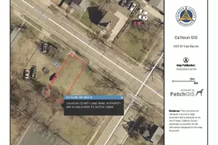 689 W Van Buren St, Battle Creek, MI 49037 - Photo 1