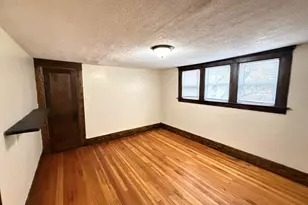 329 S Clemens Ave, Lansing, MI 48912 - Photo 5