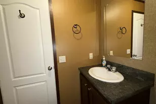 1371 Sarnia St, Muskegon, MI 49444 - Photo 21