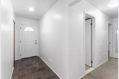 29848 Rambling Road, Southfield, MI 48076 - Photo 5