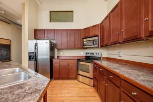 600 Broadway Ave NW, Grand Rapids, MI 49504 - Photo 9