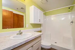 600 Broadway Ave NW, Grand Rapids, MI 49504 - Photo 15