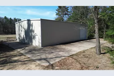 253 W Crystal Lake Road, Whitehall, MI 49461 - Photo 9