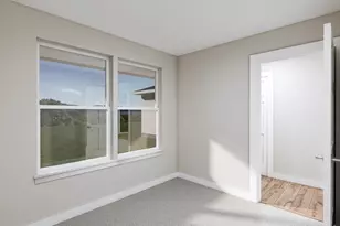 237 Grand River Circle, Jackson, MI 49201 - Photo 19
