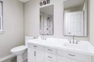 237 Grand River Circle, Jackson, MI 49201 - Photo 17